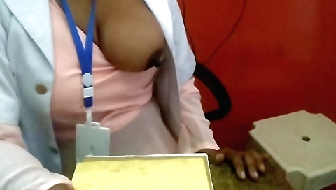 Amateur indian doctor sex video with a doctor and his patient