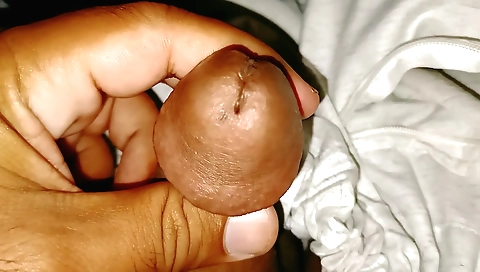 Indian girl has a great time being filmed in amateur vid