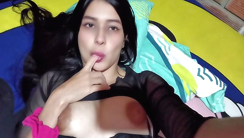 Indian amateur solo video with a hot girl in the bathroom