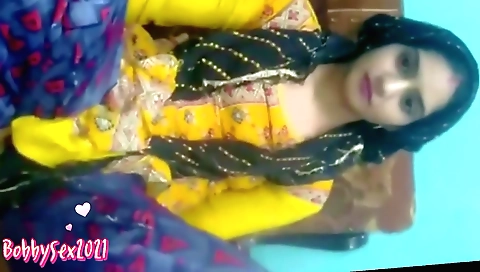 Indian teen 18+ fucked in the house behind the man