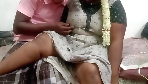 Hot tamil house wife with a big natural ass and sexy pussy 2016