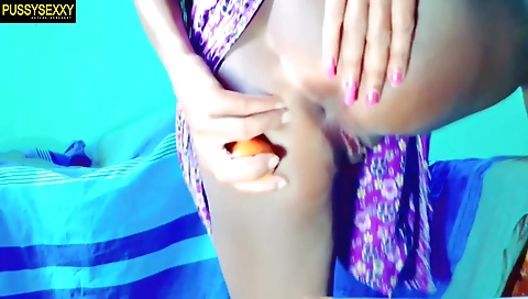 Cute desi slut giving a blowjob and assfucking on the webcam