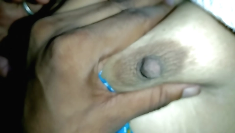 Indian porn video with a beautiful girl sucking cock