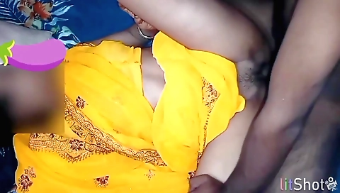 Baboo is an indian girl with a perfect body and a sexy face