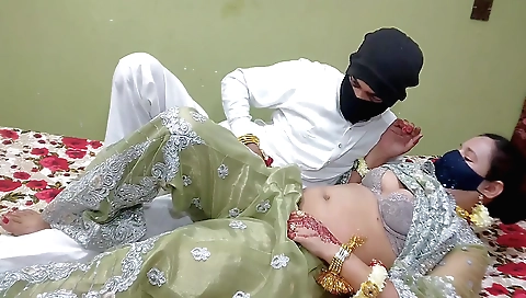 Indian brunette girl fucked hard before her wedding