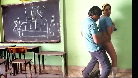 Indian teen 18+ with nice body enjoys some sexy sex in empty class