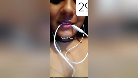 Indian slut in a sexy amateur video with hairy pussy