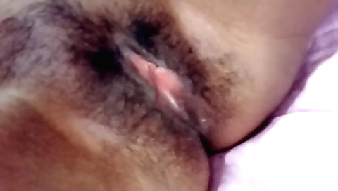Indian amateur female video with hairy pussy and a nice handjob