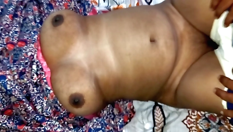 Chubby babe is getting her pussy fucked in a homemade video
