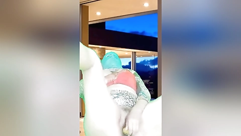 Indian milf in big ass makes herself horny with a vibrator