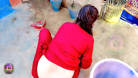Indian wife takes off her clothes and fucks on the floor