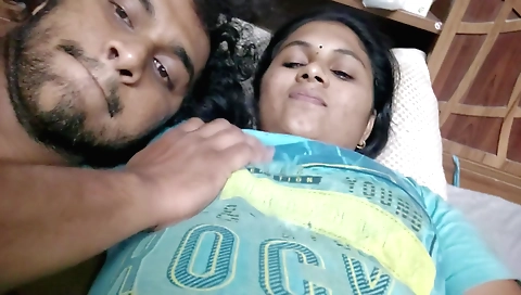 Indian sex video showing a girl and a guy having a handjob