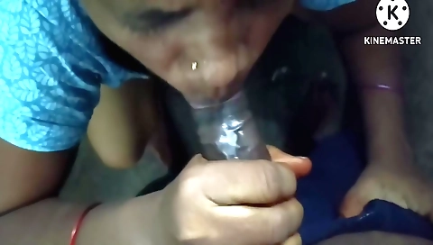 Indian hottie sucks and bang and gets it on in pov video