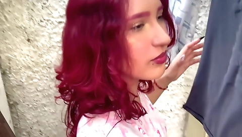 Amazing homemade amateur deepthroat sex with redhead