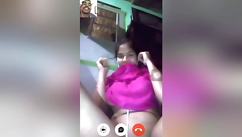 Indian amateur beauty in sexy bikini shows her body