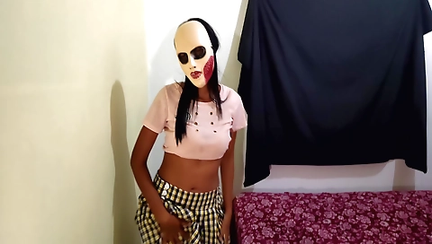 Indian student enjoys having her natural pussy slapped