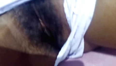Indian slut taking off her clothes and filling pussy