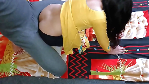 Indian amateur porn video featuring a sexy brunette