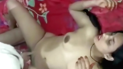 Amateurs indian busty cunt fucking with a little blonde