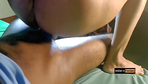 Indian brunette with big natural boobs rides her hubby