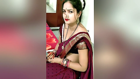 Indian girl fucks in her hotel room and makes a video