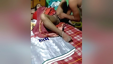 Indian teen 18+ loves sex with man in webcam video