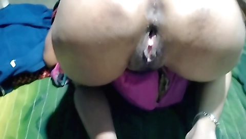 I feel it's good on the desk to cum hard on my face