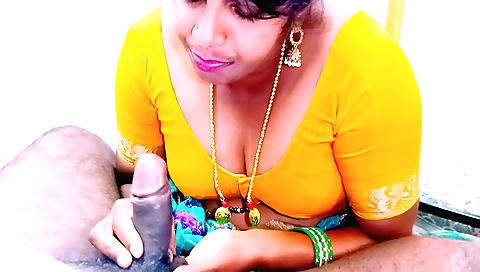 Indian brunette copulates with her boyfriend at work