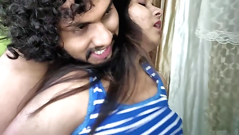 Indian hottie in a tight skirt fucks with her black lover