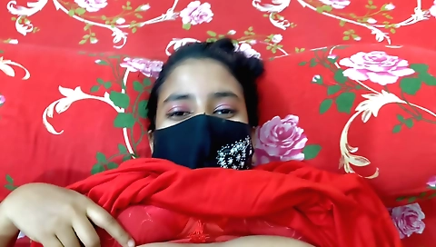 Indian amateur brunette in a hairy pussy porn video