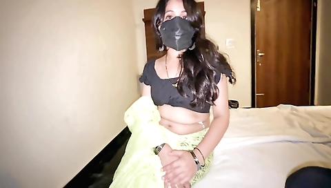 Indian brunette is getting up on her bed to make a vid