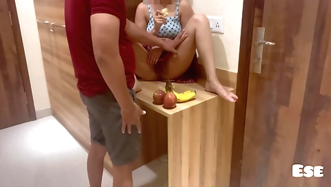 Indian girl gets fucked on her web cam in the sex room